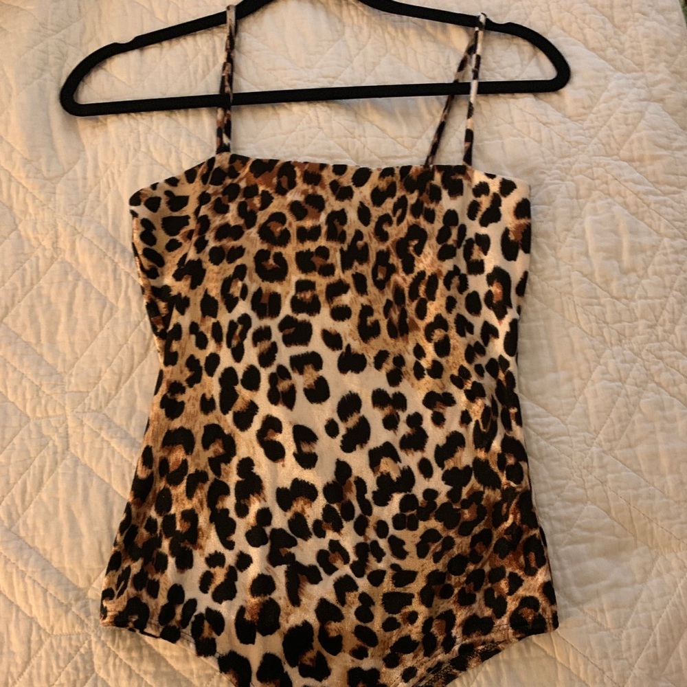 Fashion nova leopard body suit